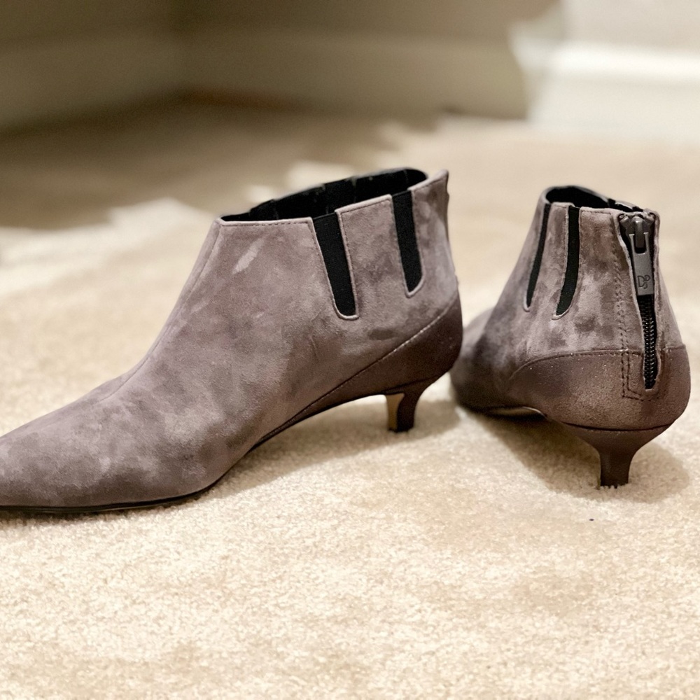 Donald J Pliner llex suede ankle bootie pointed toe kitten heel